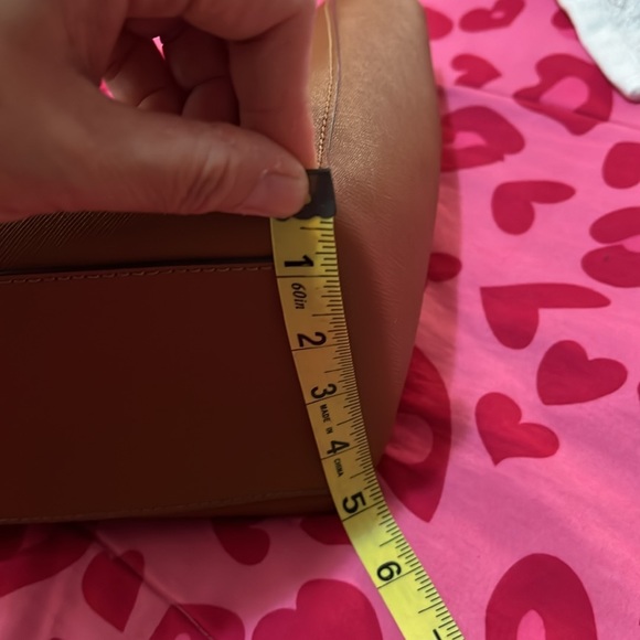 Tori Burch handbag/shoulder bag. - Picture 8 of 13